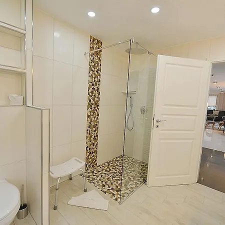 Haus Heidhoehn Nr 6 He06 קושהאבן